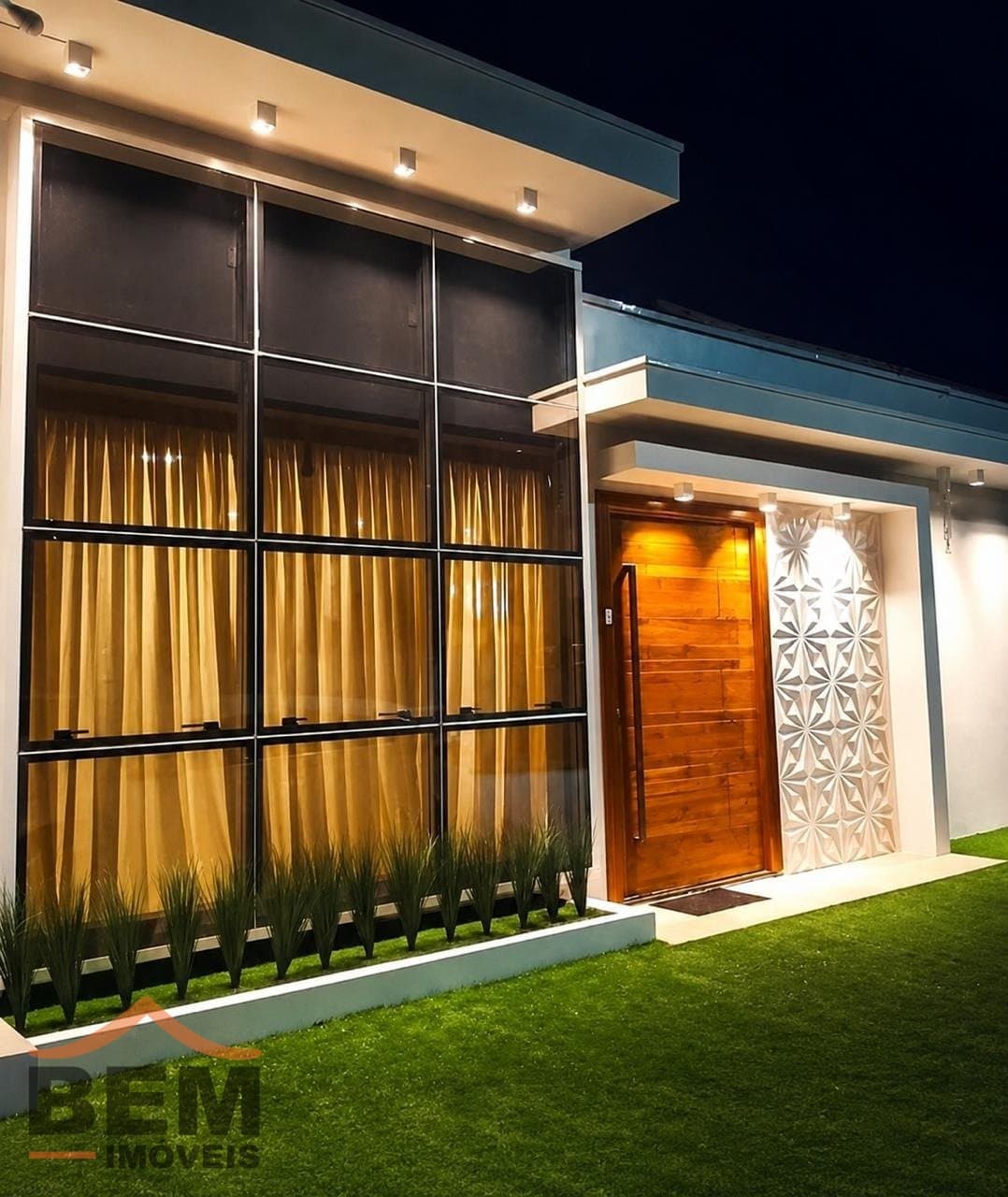 Casa para Venda com 3 quartos e 263m² no bairro Centro, em Navegantes