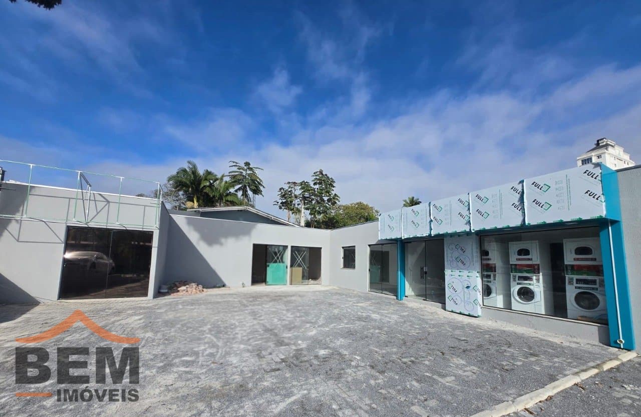 Sala Comercial para Locação com 25m² no bairro Centro, em Camboriú: 01-FACHADA