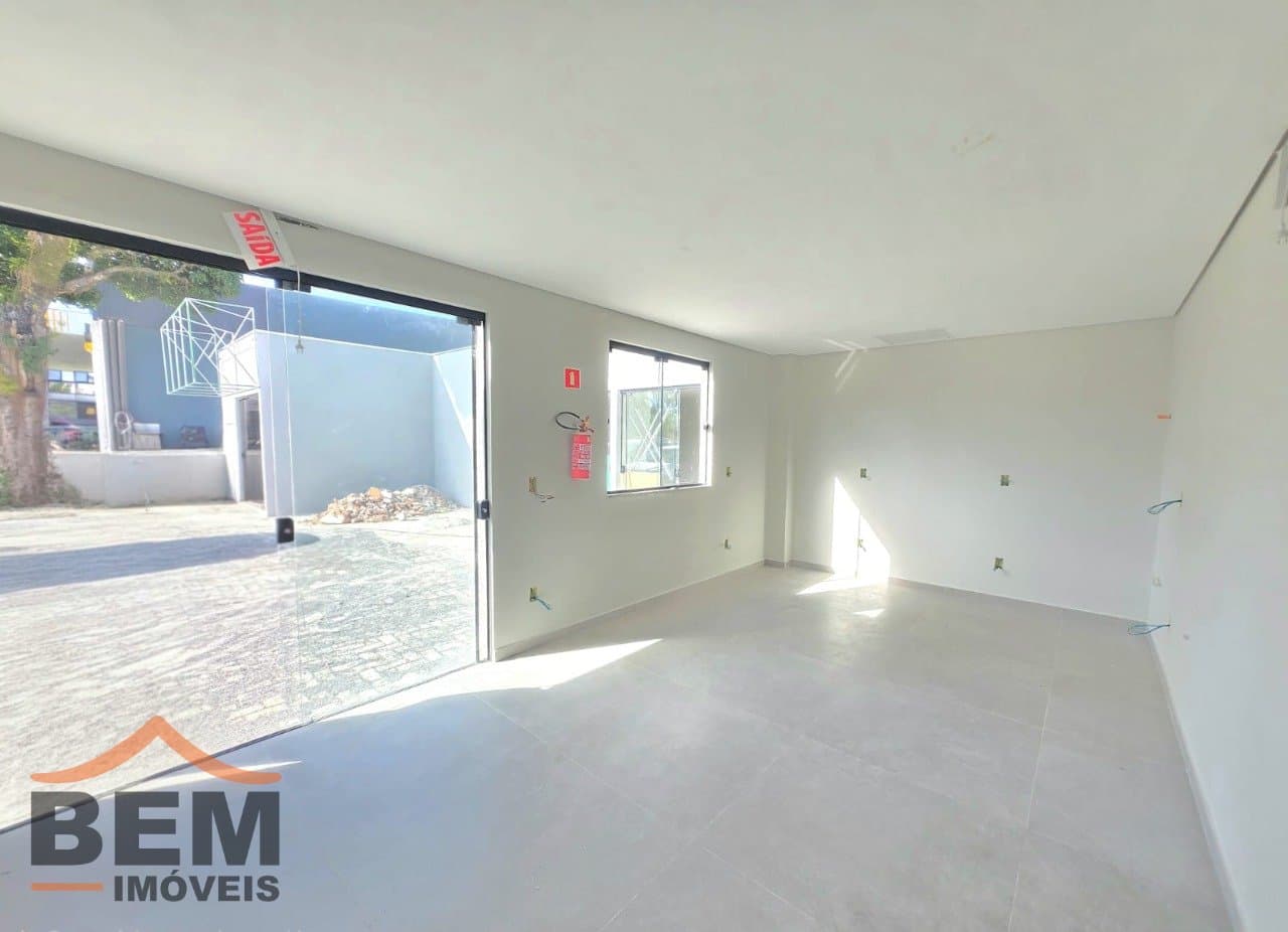Sala Comercial para Locação com 25m² no bairro Centro, em Camboriú: 04-SALA COMERCIAL
