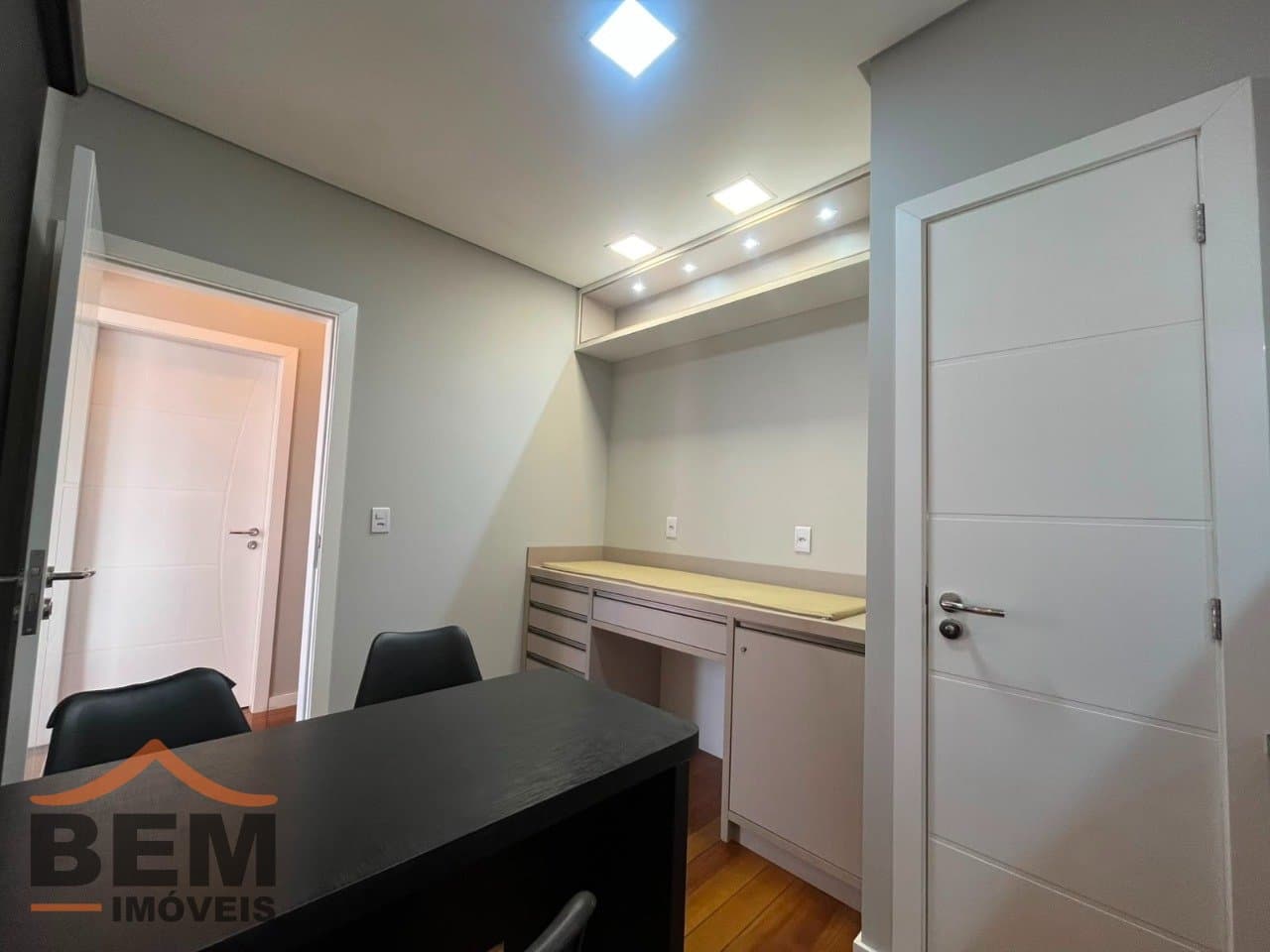 Sala Comercial para Locação com 7m² no bairro Centro, em Itajaí: 4 - INTERNO