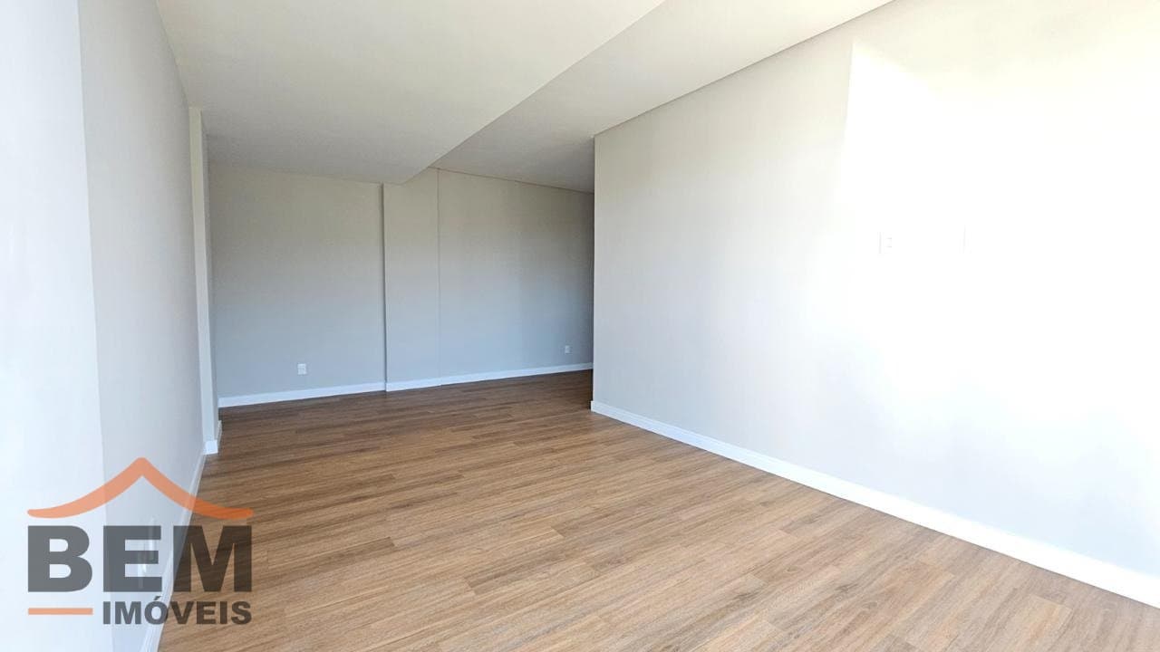 Apartamento Duplex para Locação com 3 quartos e 320m² no bairro Fazenda, em Itajaí