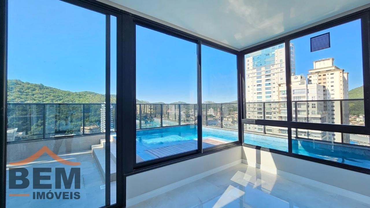Apartamento Duplex para Locação com 3 quartos e 320m² no bairro Fazenda, em Itajaí