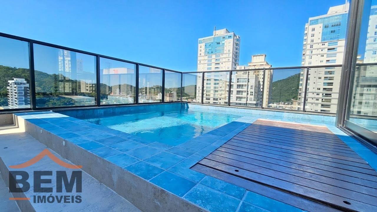 Apartamento Duplex para Locação com 3 quartos e 320m² no bairro Fazenda, em Itajaí