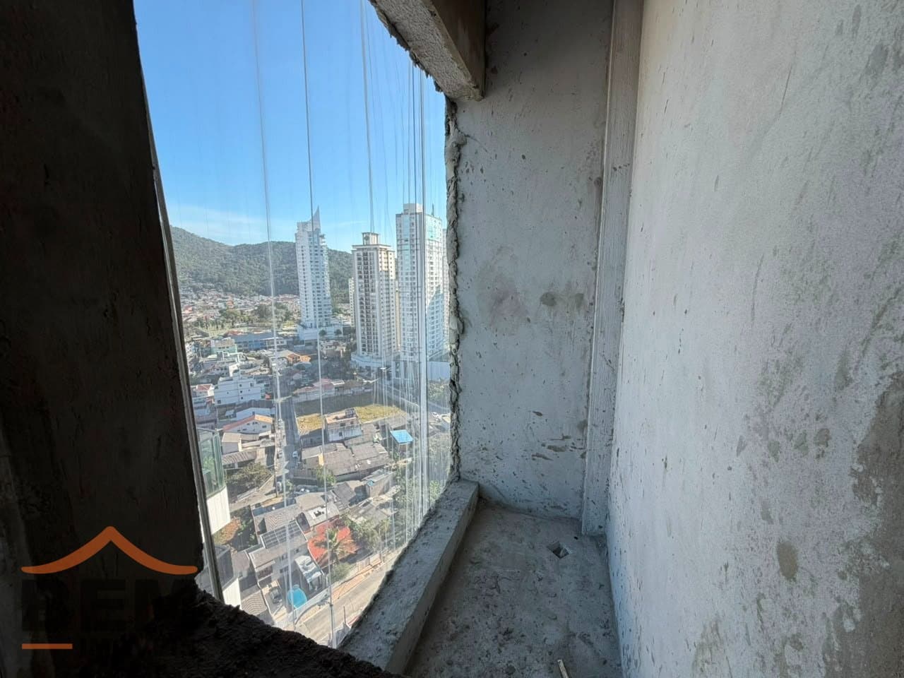 Apartamento para Venda com 3 quartos e 92m² no bairro Fazenda, em Itajai