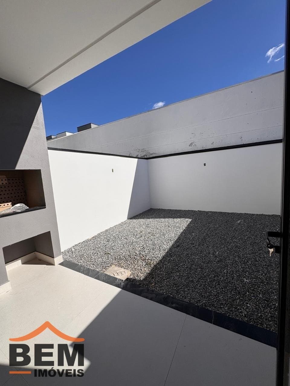 Casa para Venda com 2 quartos e 92m² no bairro Rio Pequeno, em Camboriú: i74w8W45fP5J18s_84086a553fb480b13