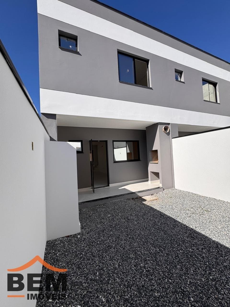 Casa para Venda com 2 quartos e 92m² no bairro Rio Pequeno, em Camboriú: i74w8W45fP5J18s_84086a553fbb58f23