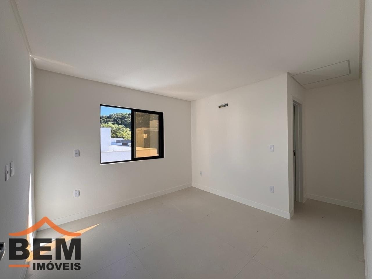 Casa para Venda com 2 quartos e 92m² no bairro Rio Pequeno, em Camboriú: i74w8W45fP5J18s_84086a553fc25cb9a