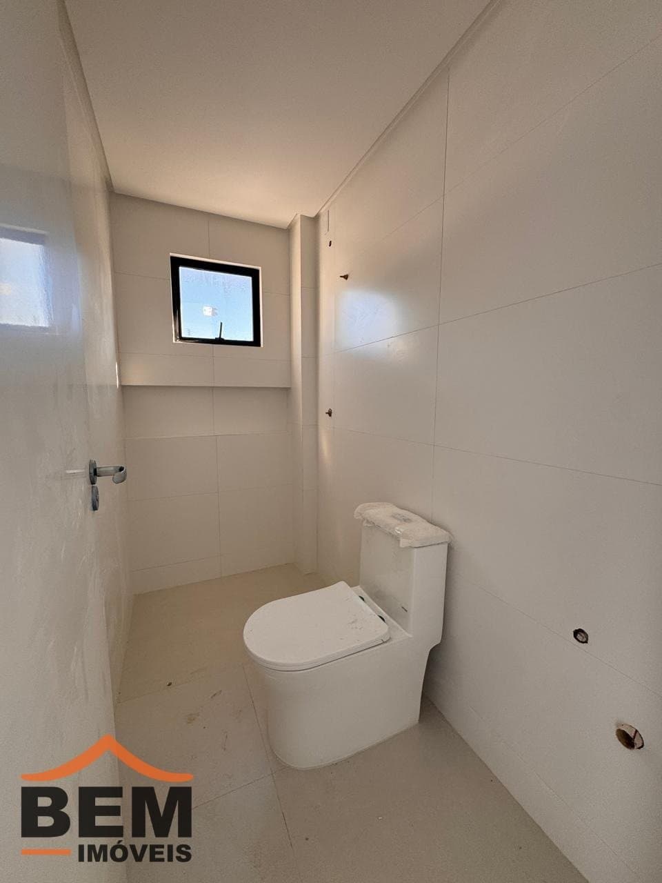 Casa para Venda com 2 quartos e 92m² no bairro Rio Pequeno, em Camboriú: i74w8W45fP5J18s_84086a553fc64d3d4