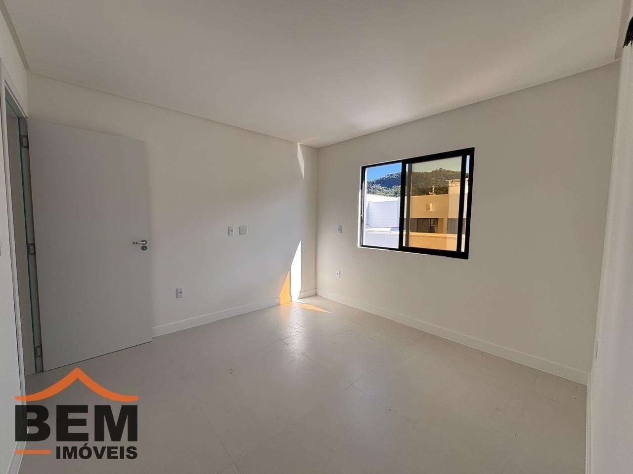 Casa para Venda com 2 quartos e 92m² no bairro Rio Pequeno, em Camboriú: i74w8W45fP5J18s_84086a553fc7e65dc