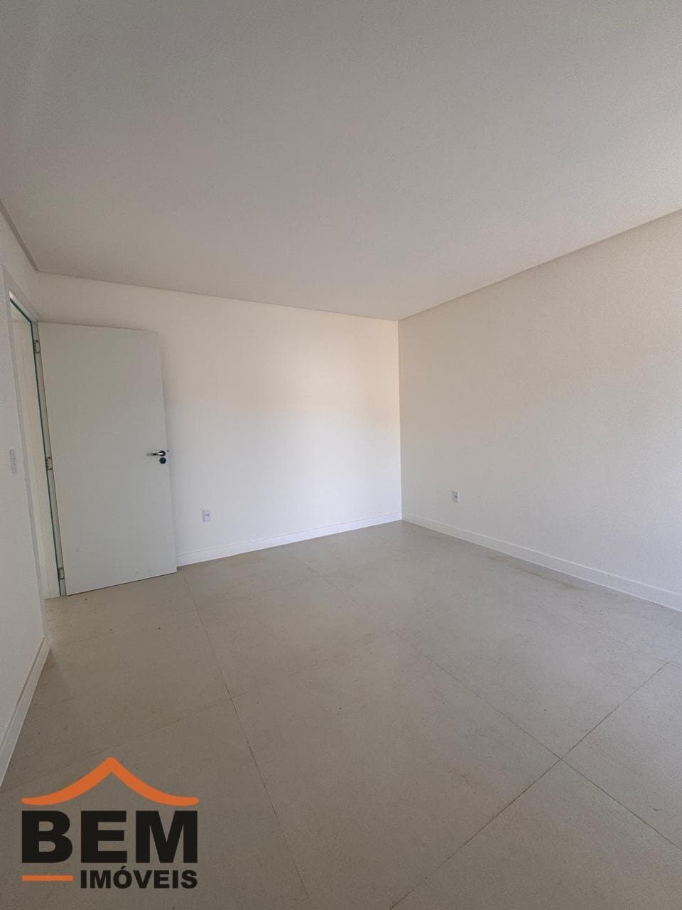 Casa para Venda com 2 quartos e 92m² no bairro Rio Pequeno, em Camboriú: i74w8W45fP5J18s_84086a553fda712f8