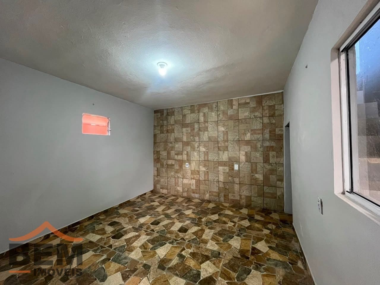 Kitnet para Locação com 1 quarto e 40m² no bairro São Vicente, em Itajaí: 6-DORMITÓRIO