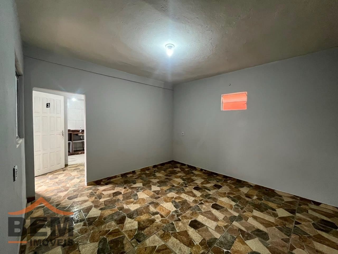 Kitnet para Locação com 1 quarto e 40m² no bairro São Vicente, em Itajaí: 8-DORMITÓRIO