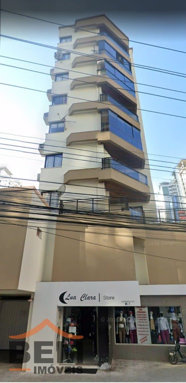 Apartamento para Locação com 3 quartos e 100m² no bairro Centro, em Balneário Camboriú: 01-FACHADA 