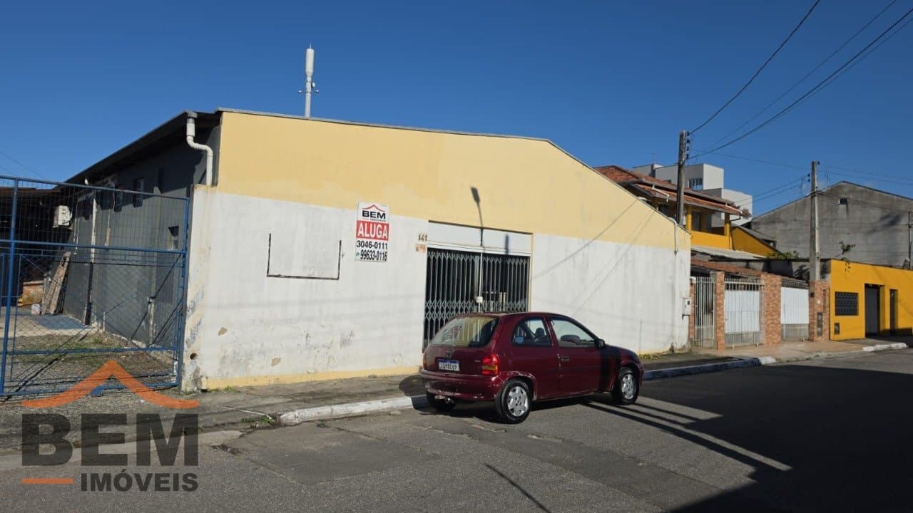 Galpão para Locação com 330m² no bairro Cidade Nova, em Itajaí: 1 - FACHADA