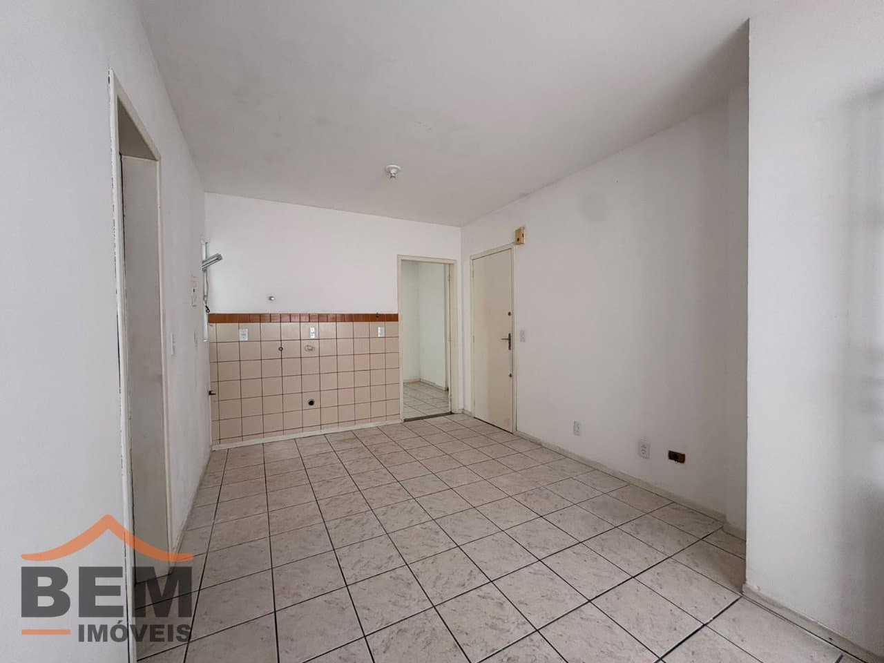 Apartamento para Locação com 1 quarto e 28m² no bairro Centro, em Itajaí