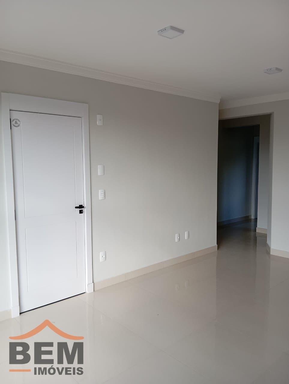 Apartamento para Venda com 2 quartos e 67m² no bairro Rio Pequeno, em Camboriú