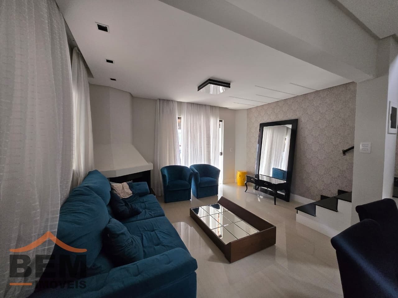 Casa em Condomínio para Venda com 2 quartos e 120m² no bairro varzea do ranchinho, em Camboriú: 06-SALA DE ESTAR