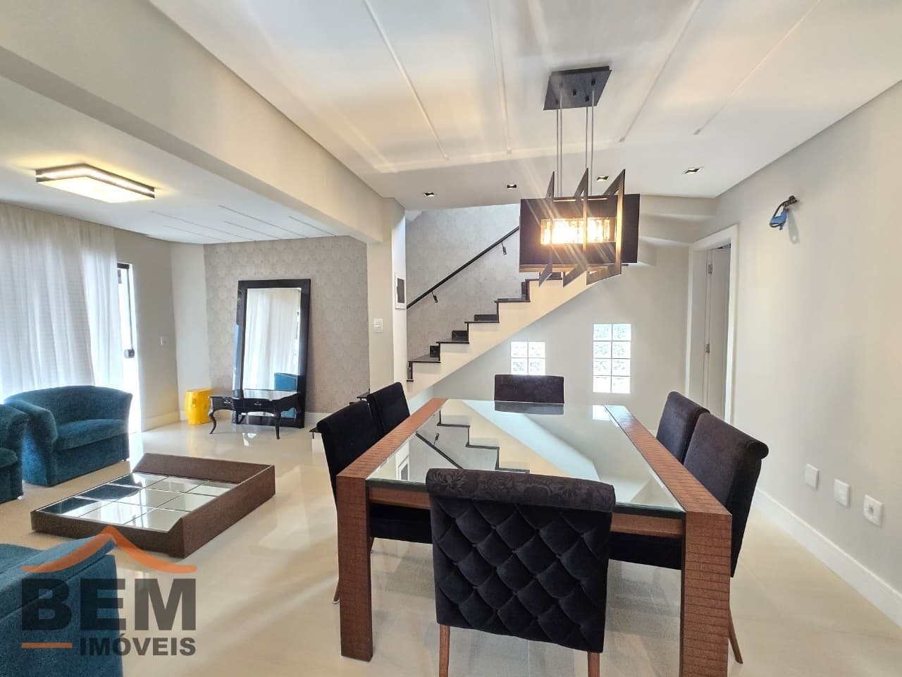 Casa em Condomínio para Venda com 2 quartos e 120m² no bairro varzea do ranchinho, em Camboriú: 09-SALA DE JANTAR