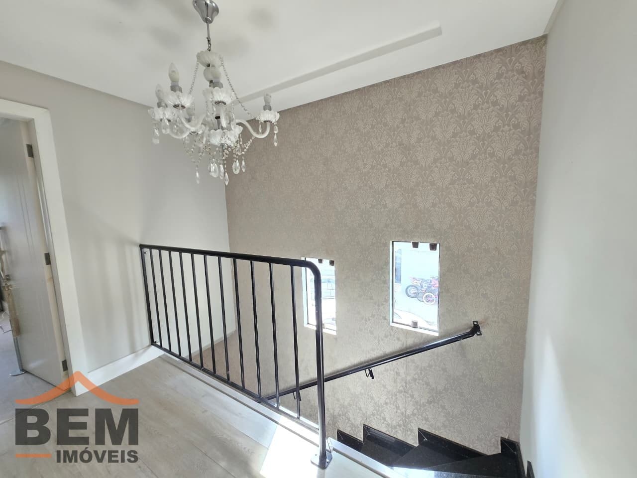 Casa em Condomínio para Venda com 2 quartos e 120m² no bairro varzea do ranchinho, em Camboriú: 22-ESCADAS