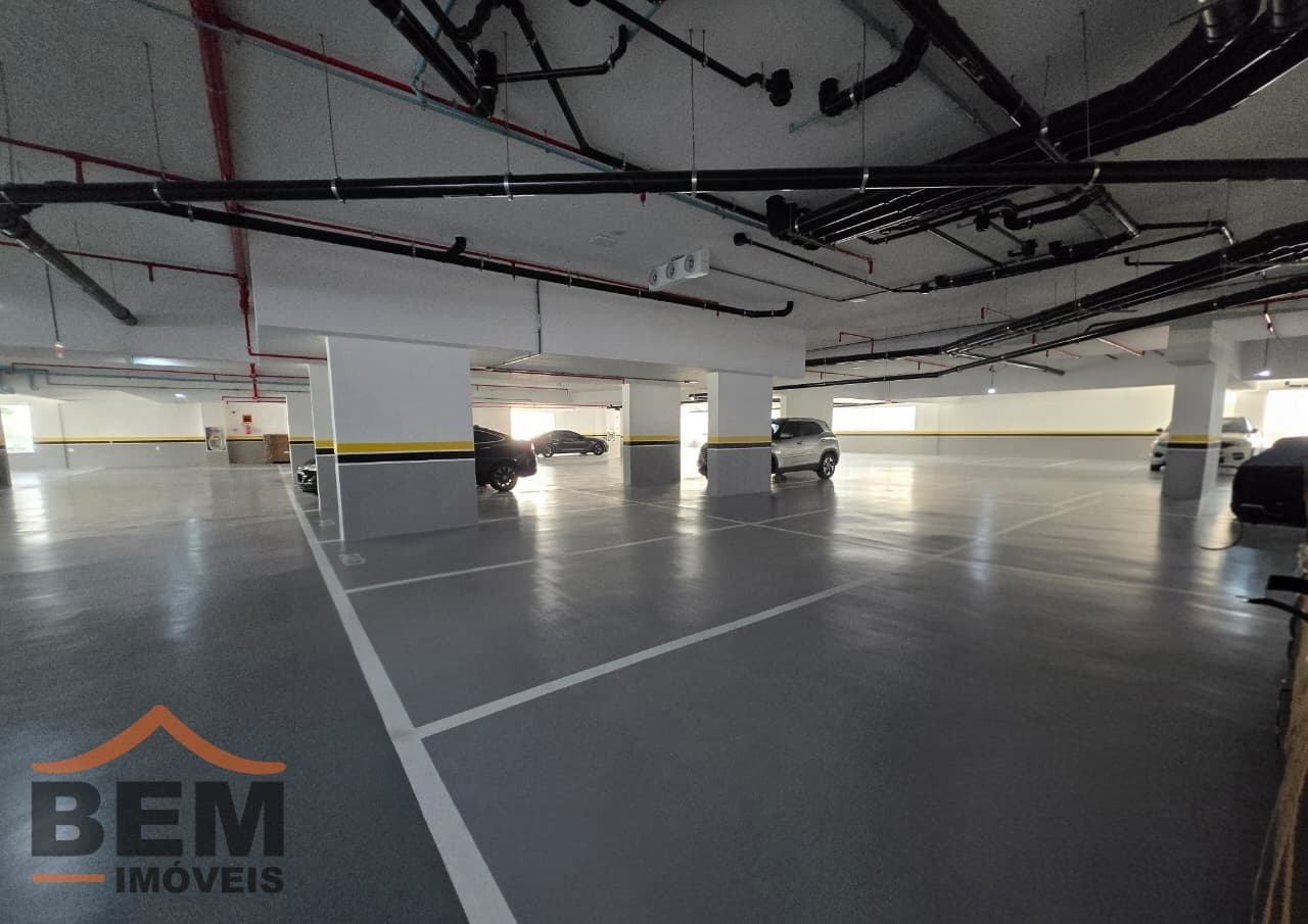 Apartamento para Locação com 2 quartos e 90m² no bairro Centro, em Balneário Camboriú