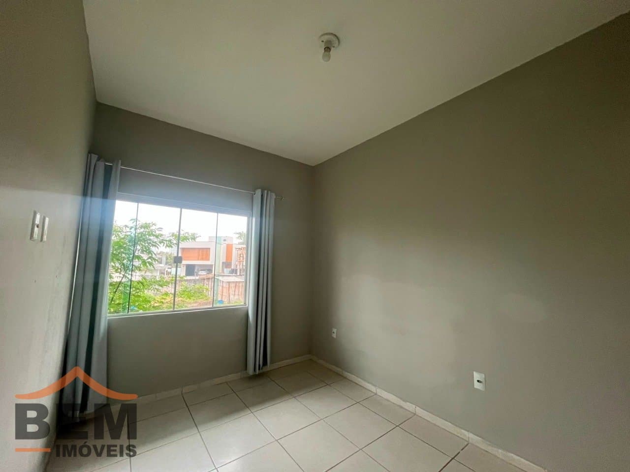 Apartamento para Locação com 2 quartos e 50m² no bairro Dom Bosco, em Itajaí