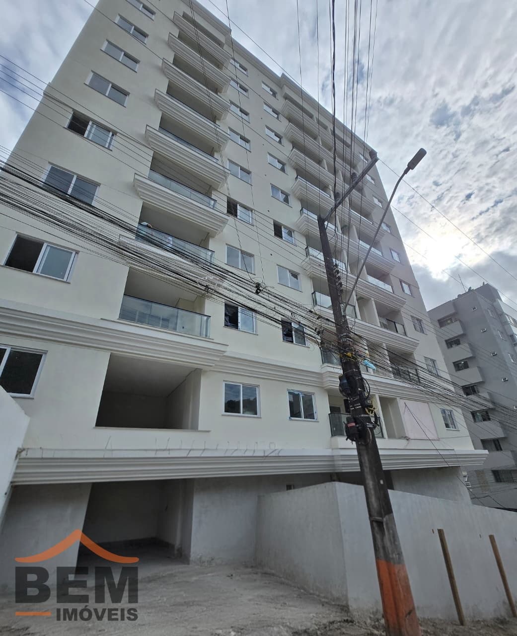 Apartamento para Venda com 2 quartos e 97m² no bairro Tabuleiro, em Camboriú: FACHADA 
