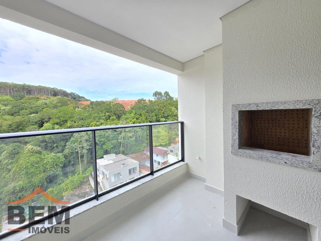 Apartamento para Venda com 2 quartos e 97m² no bairro Tabuleiro, em Camboriú: SACADA 