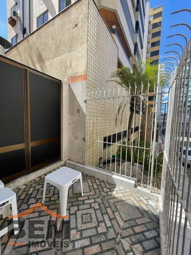 Apartamento para Locação com 1 quarto e 28m² no bairro Centro, em Balneário Camboriú: 11-ÁREA EXTERNA
