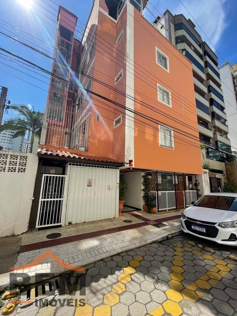 Apartamento para Locação com 1 quarto e 28m² no bairro Centro, em Balneário Camboriú: 02-FACHADA