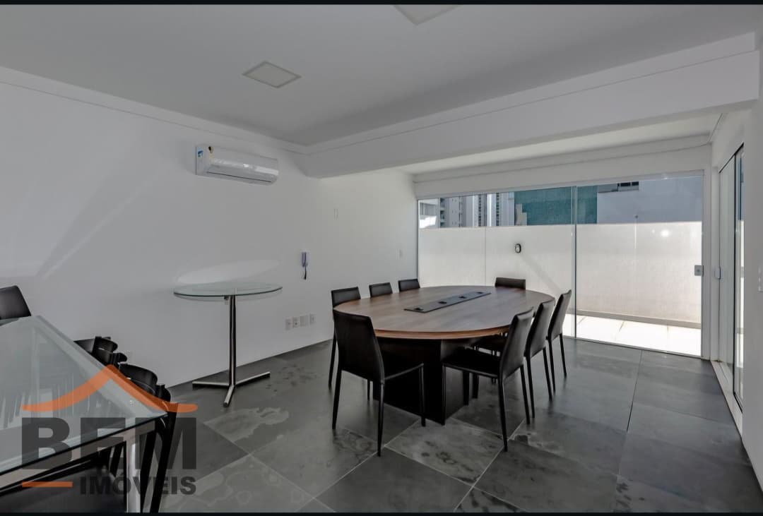 Sala Comercial para Locação com 44m² no bairro Pioneiros, em Balneário Camboriú