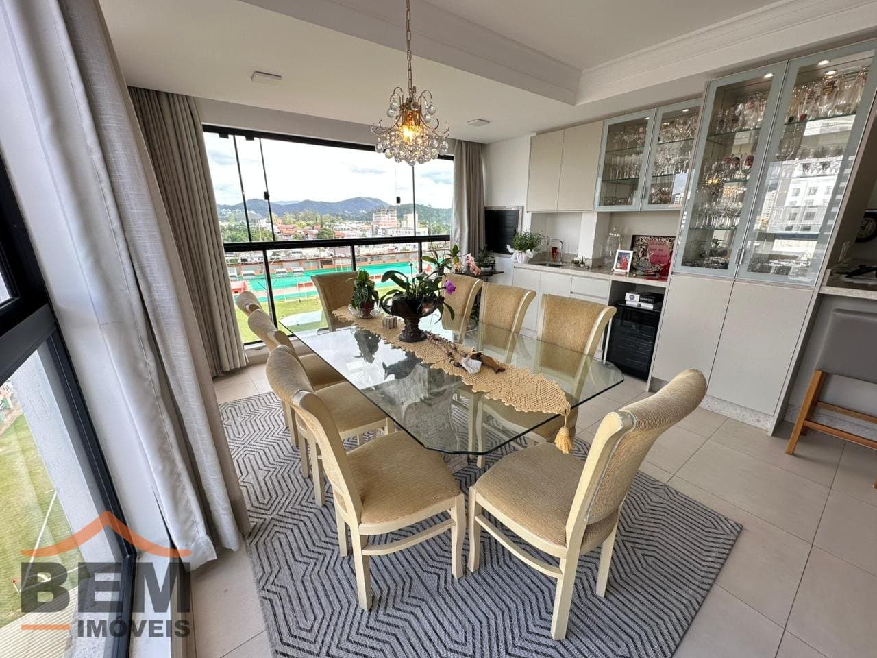 Apartamento para Venda com 3 quartos e 126m² no bairro Centro, em Camboriú