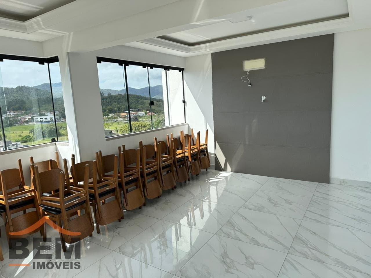 Apartamento para Venda com 3 quartos e 126m² no bairro Centro, em Camboriú