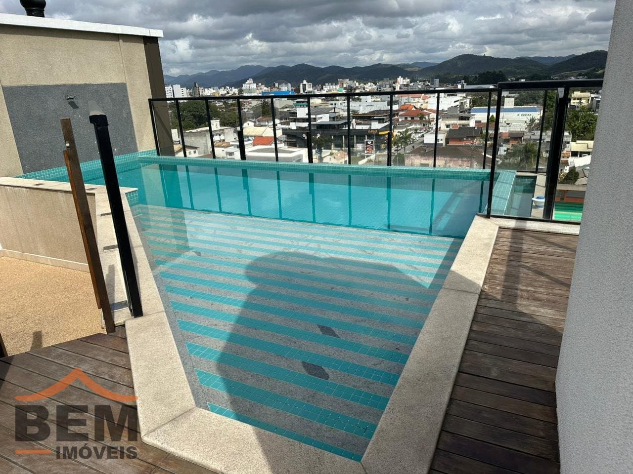 Apartamento para Venda com 3 quartos e 126m² no bairro Centro, em Camboriú