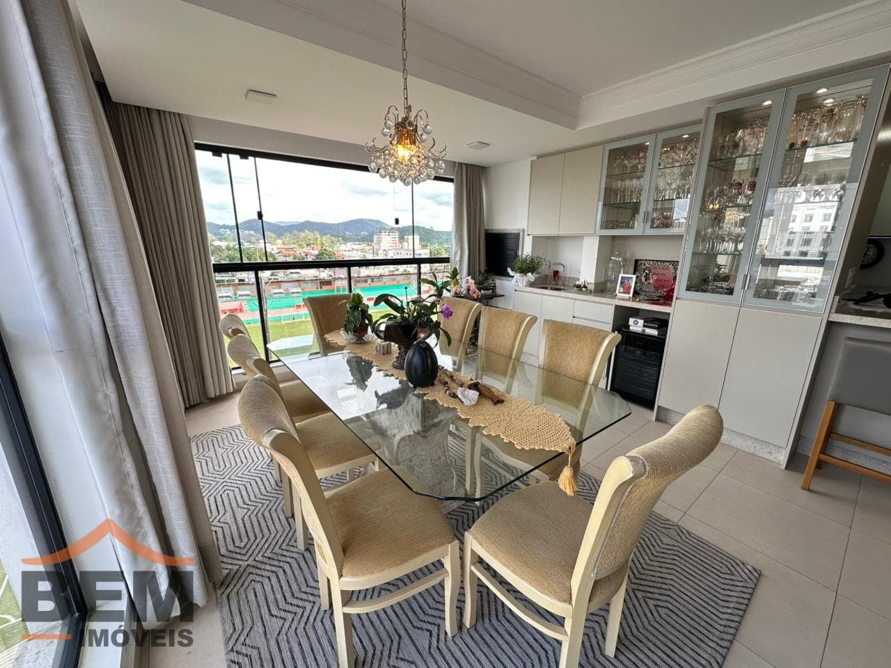 Apartamento para Venda com 3 quartos e 126m² no bairro Centro, em Camboriú