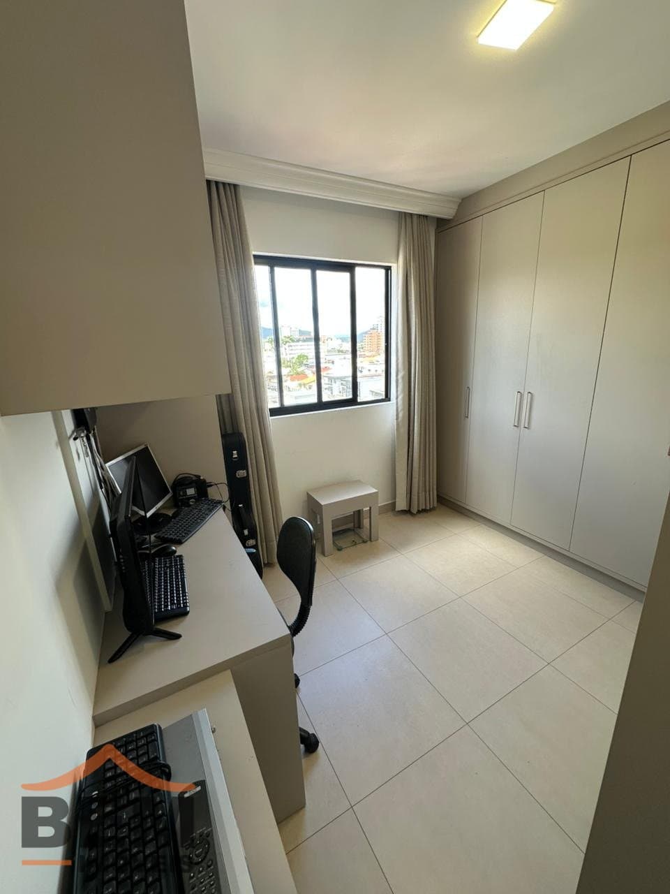 Apartamento para Venda com 3 quartos e 126m² no bairro Centro, em Camboriú