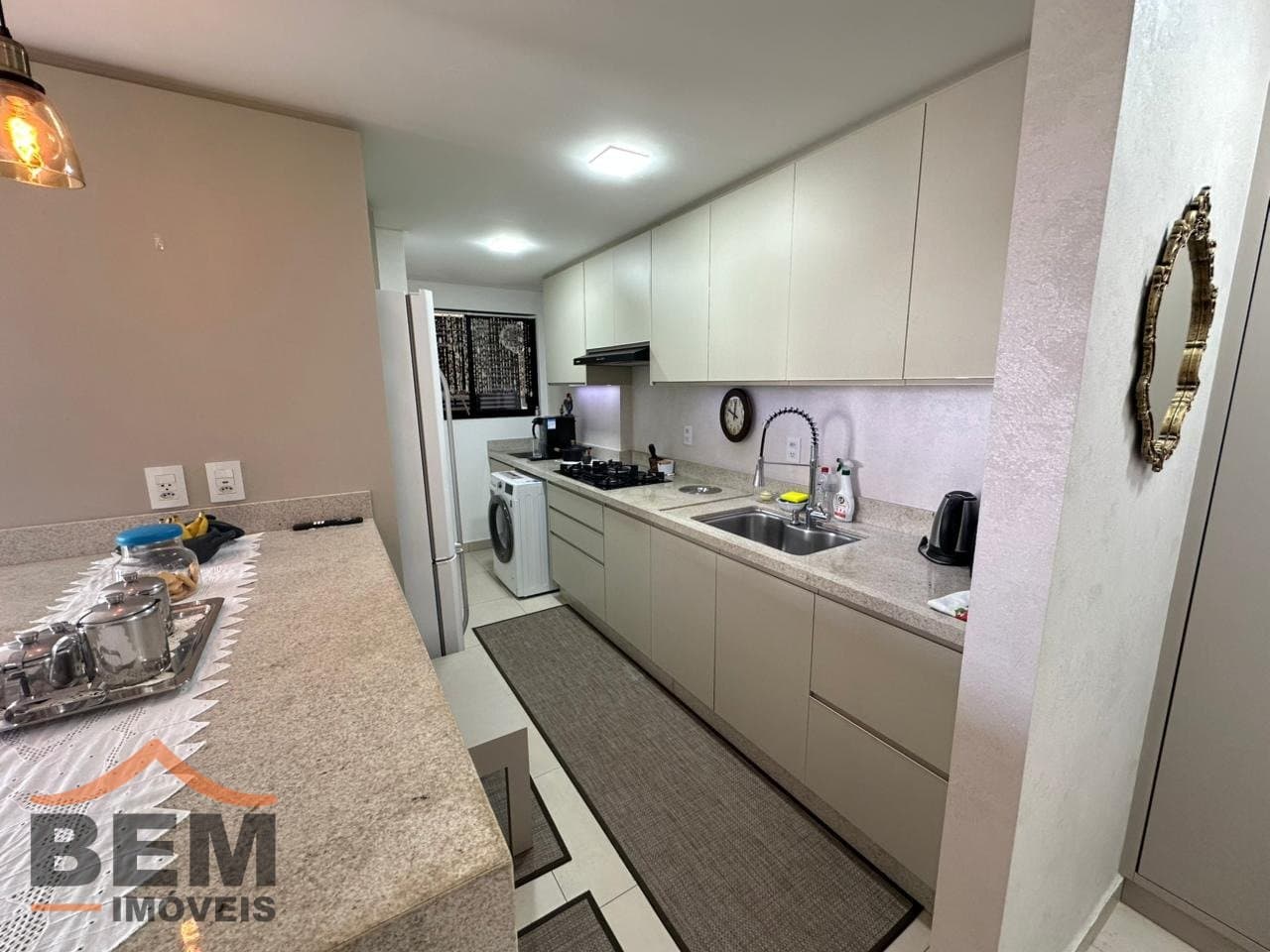 Apartamento para Venda com 3 quartos e 126m² no bairro Centro, em Camboriú