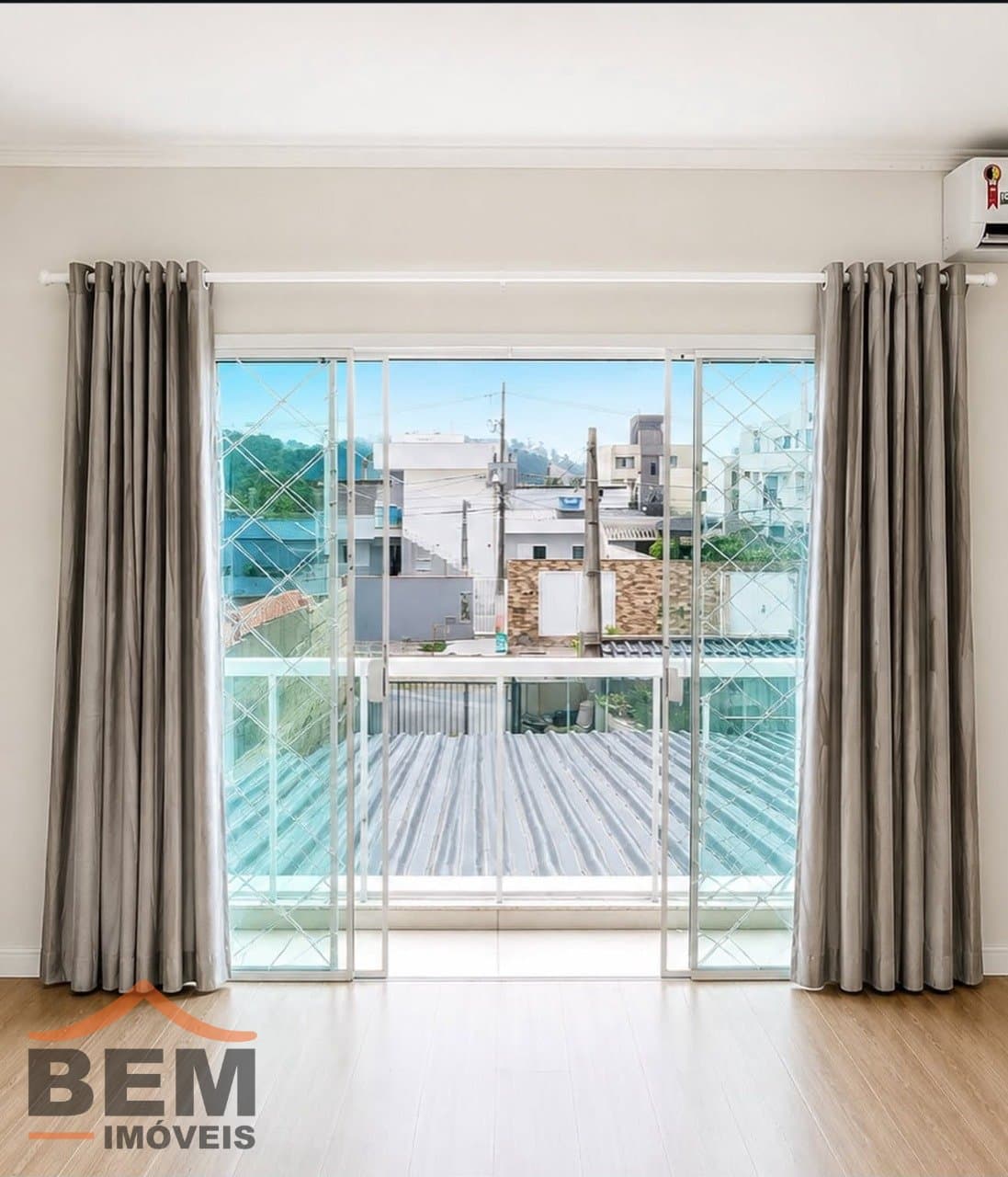 Casa para Venda com 2 quartos e 100m² no bairro Rio Pequeno, em Camboriú