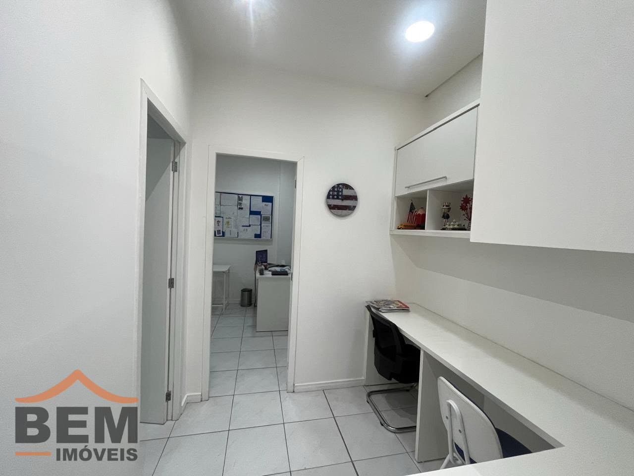 Sala Comercial para Locação com 65m² no bairro São João, em Itajaí: 7 - SALA 