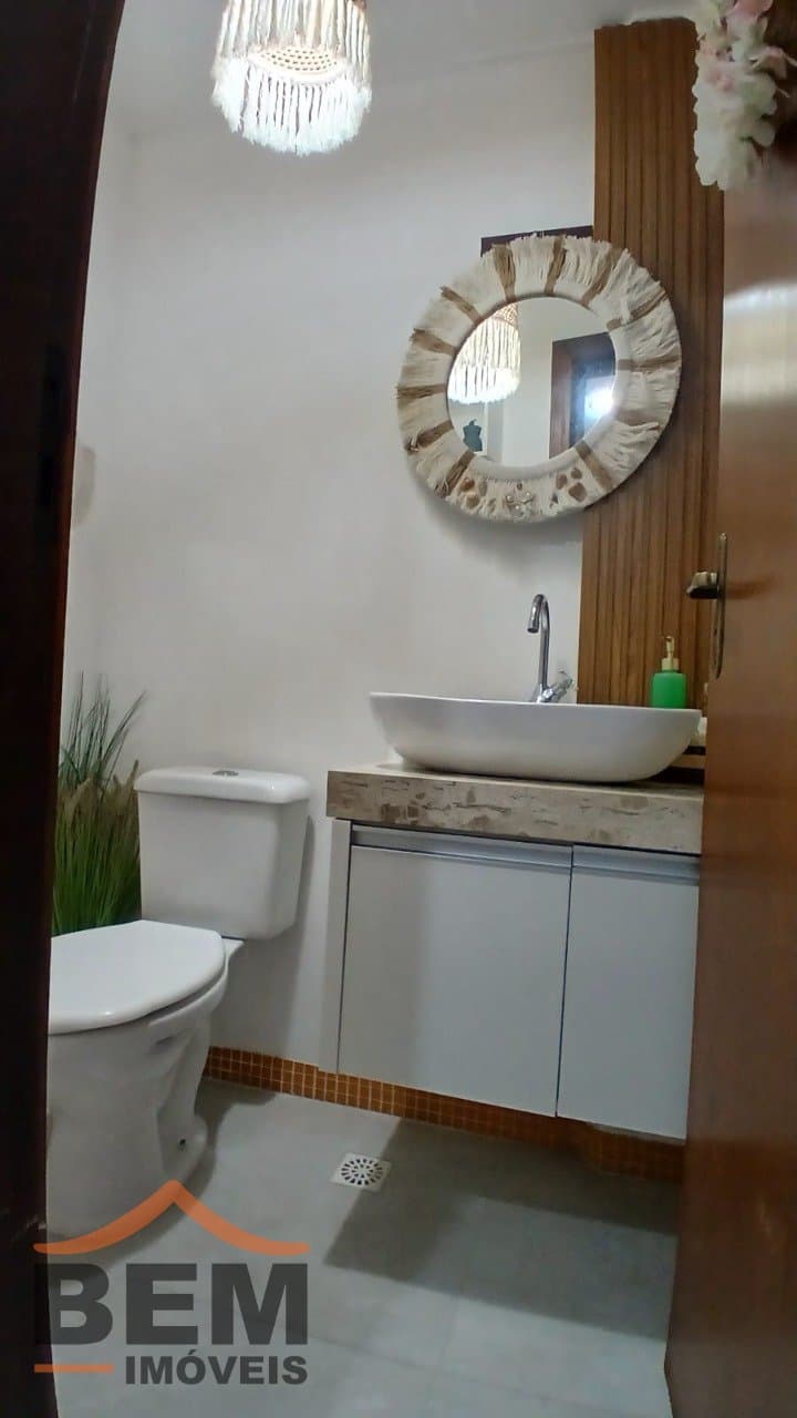 Casa para Venda com 2 quartos e 77m² no bairro Centro, em Camboriú