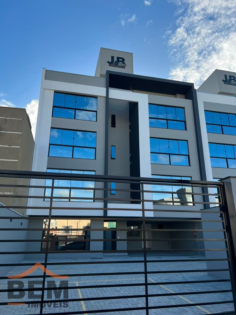 Apartamento para Venda com 1 quarto e 39m² no bairro Santa Regina, em Camboriú