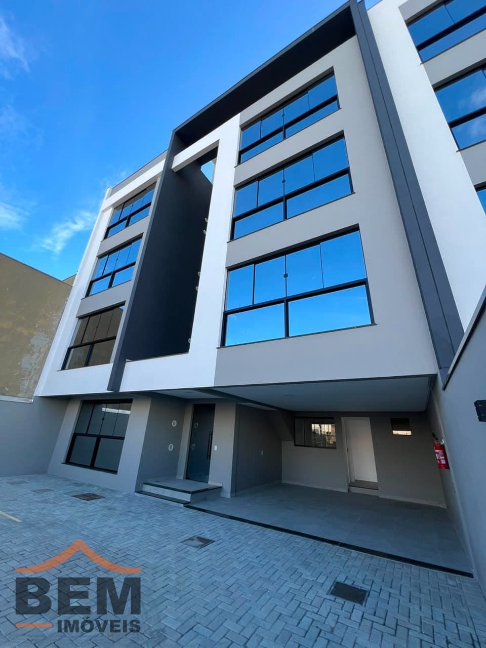 Apartamento para Venda com 1 quarto e 39m² no bairro Santa Regina, em Camboriú