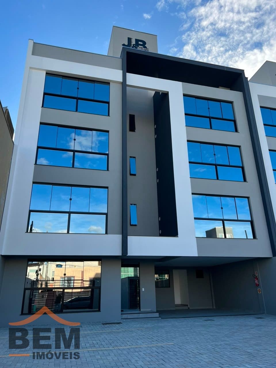 Apartamento para Venda com 1 quarto e 39m² no bairro Santa Regina, em Camboriú