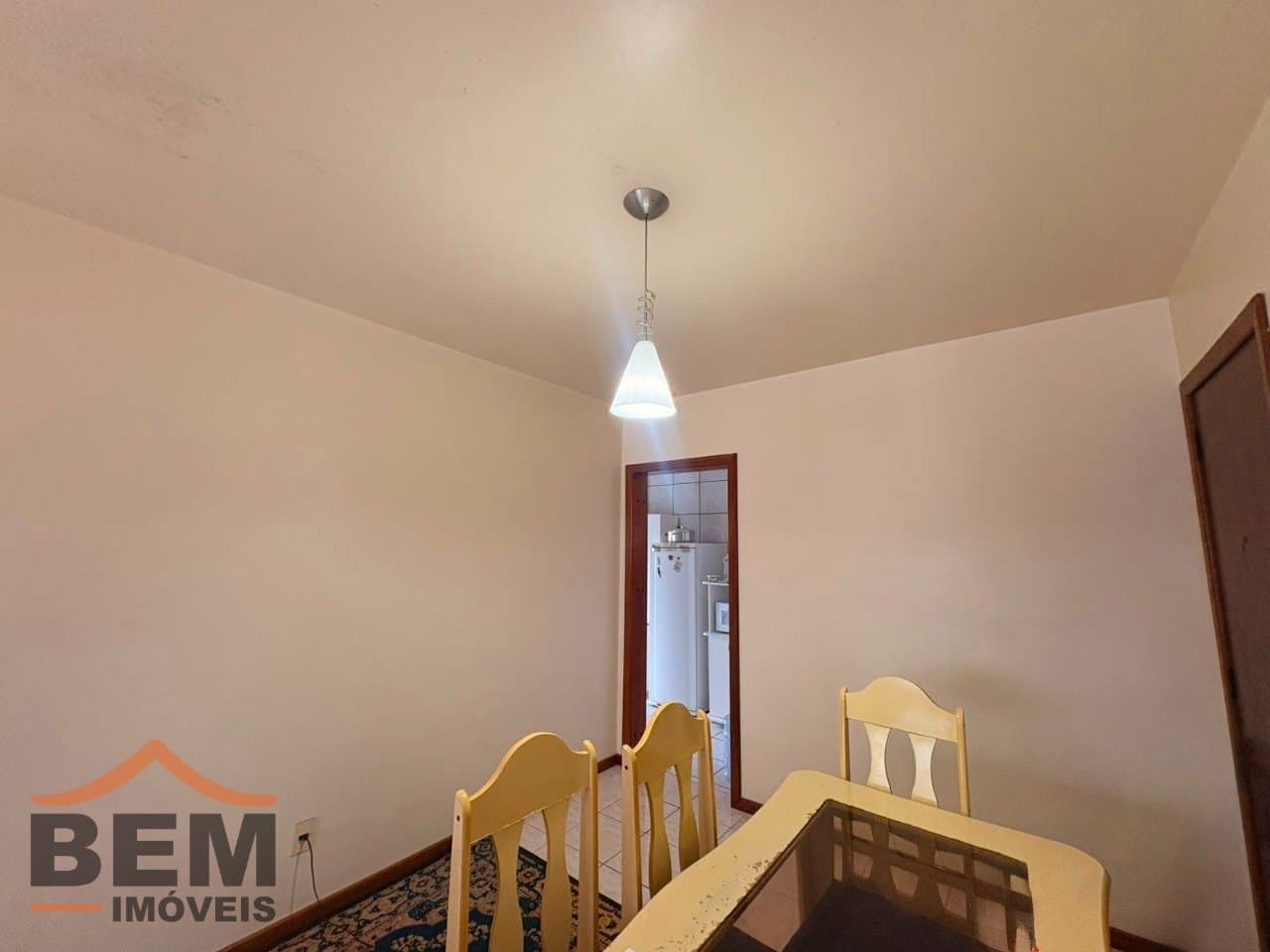Apartamento para Locação com 3 quartos e 89m² no bairro Centro, em Itajaí