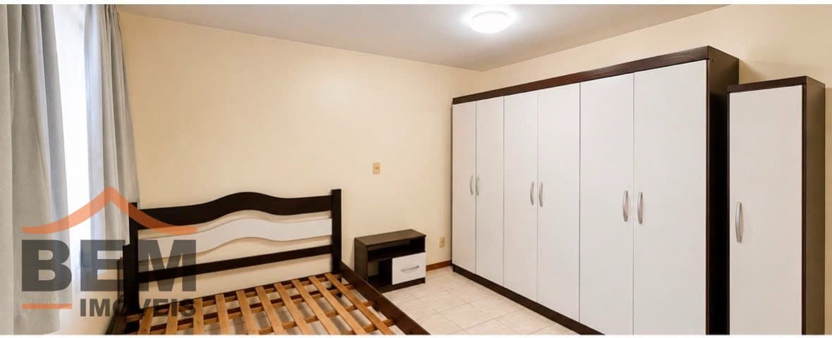 Apartamento para Locação com 3 quartos e 89m² no bairro Centro, em Itajaí