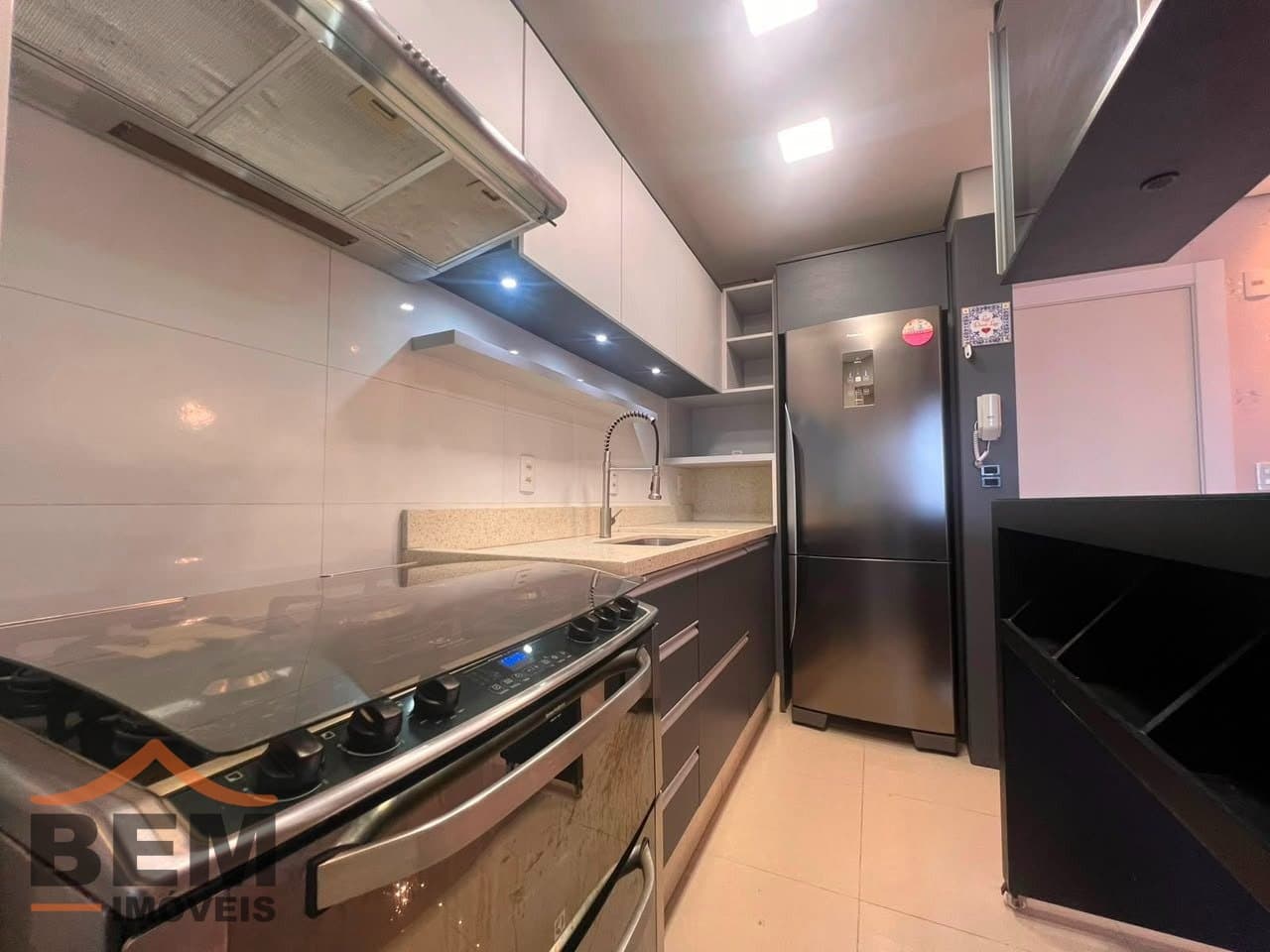 Apartamento para Venda com 3 quartos e 84m² no bairro Centro, em Itajai