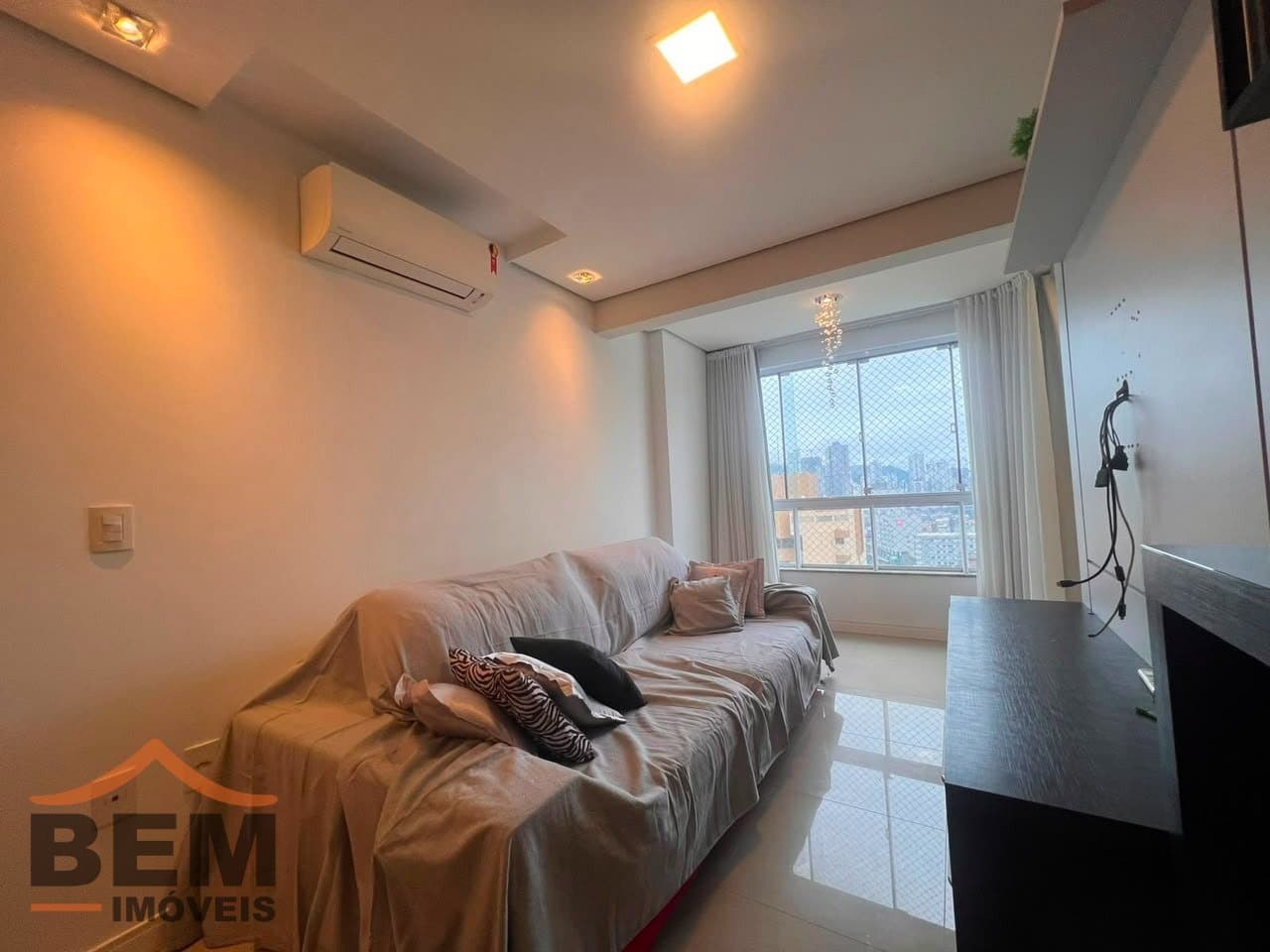 Apartamento para Venda com 3 quartos e 84m² no bairro Centro, em Itajai