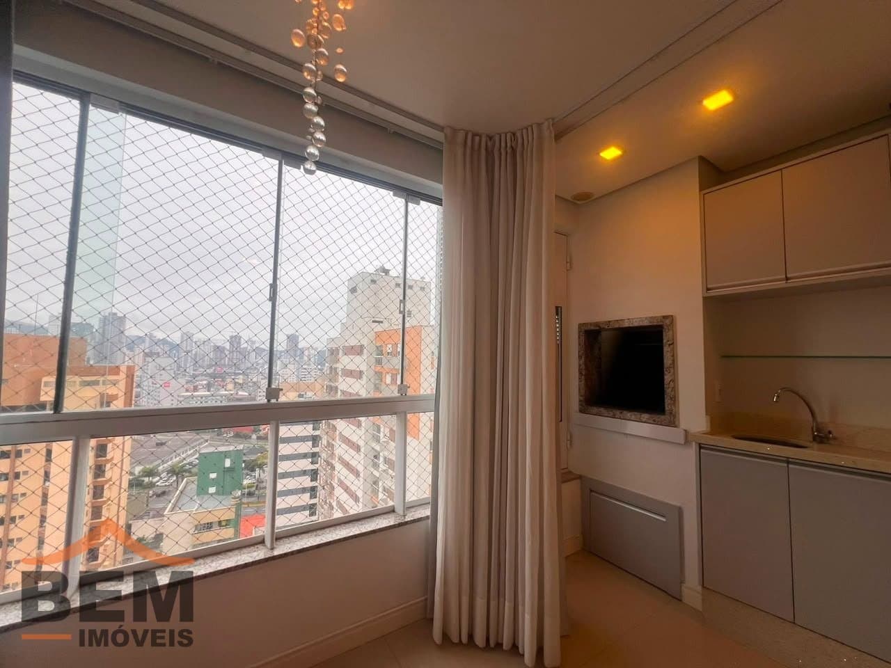Apartamento para Venda com 3 quartos e 84m² no bairro Centro, em Itajai