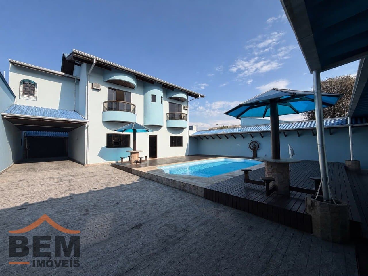 Casa para Venda com 4 quartos e 380m² no bairro São João, em Itajai