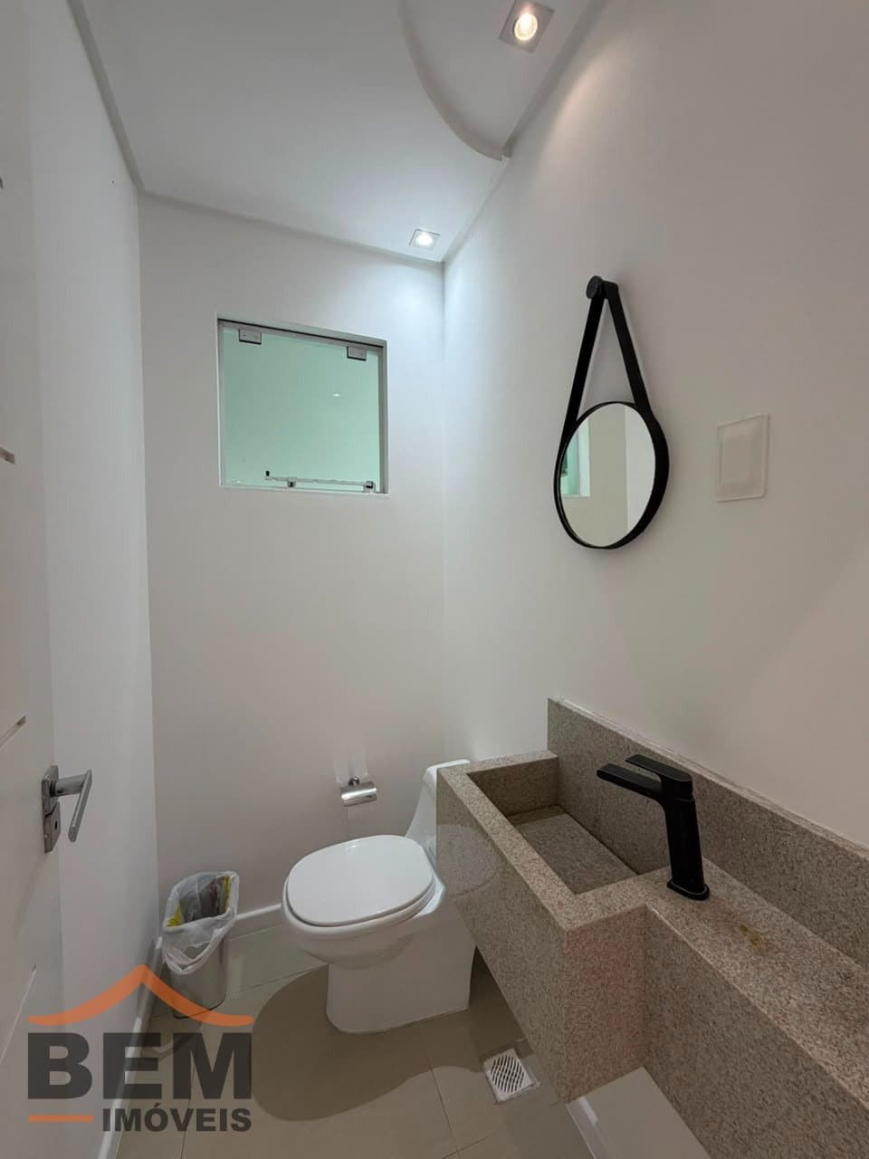 Casa para Venda com 3 quartos e 189m² no bairro Praia dos Amores, em Balneário Camboriú