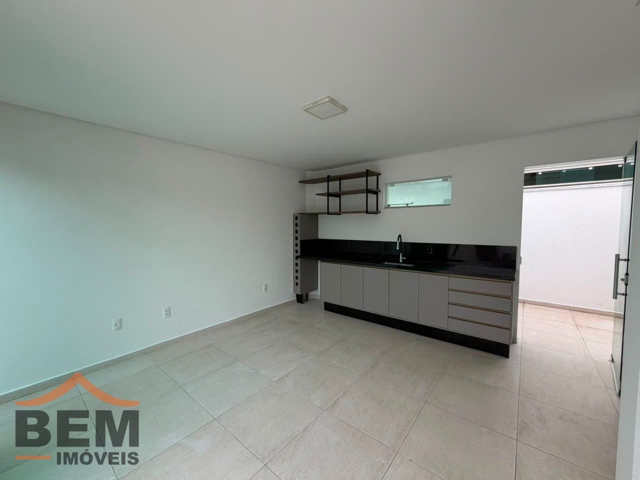 Casa para Venda com 3 quartos e 189m² no bairro Praia dos Amores, em Balneário Camboriú